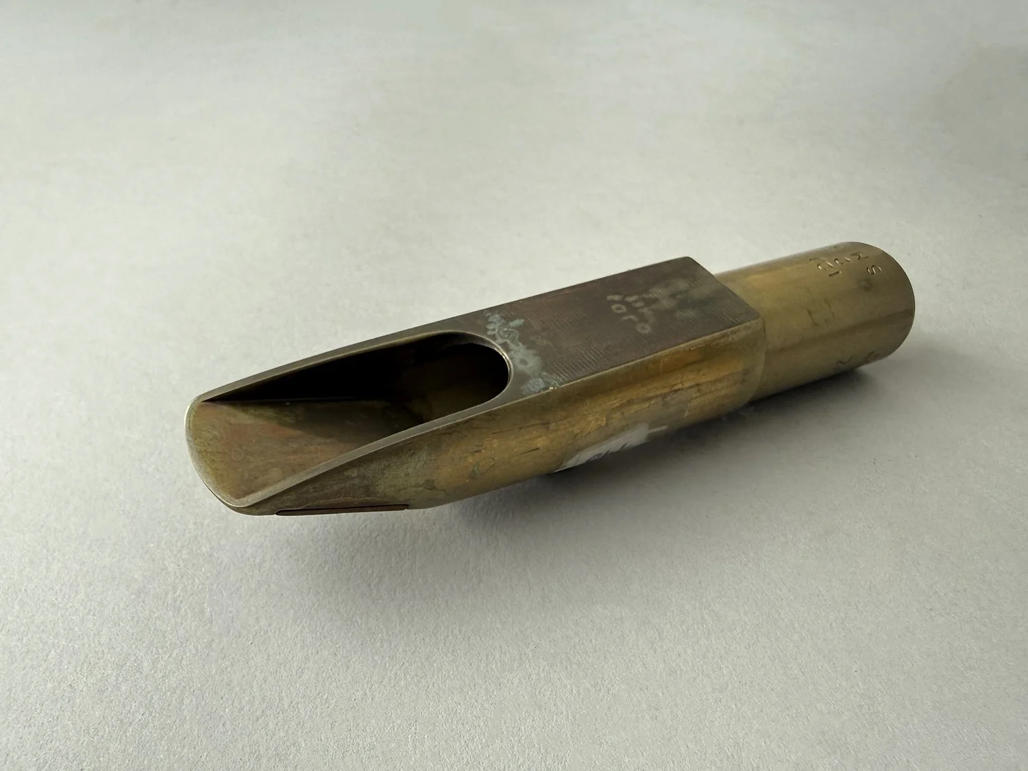 Berg-Larsen-Bronze-120:2-SMS-Tenor_BarnardRepair_08.jpeg