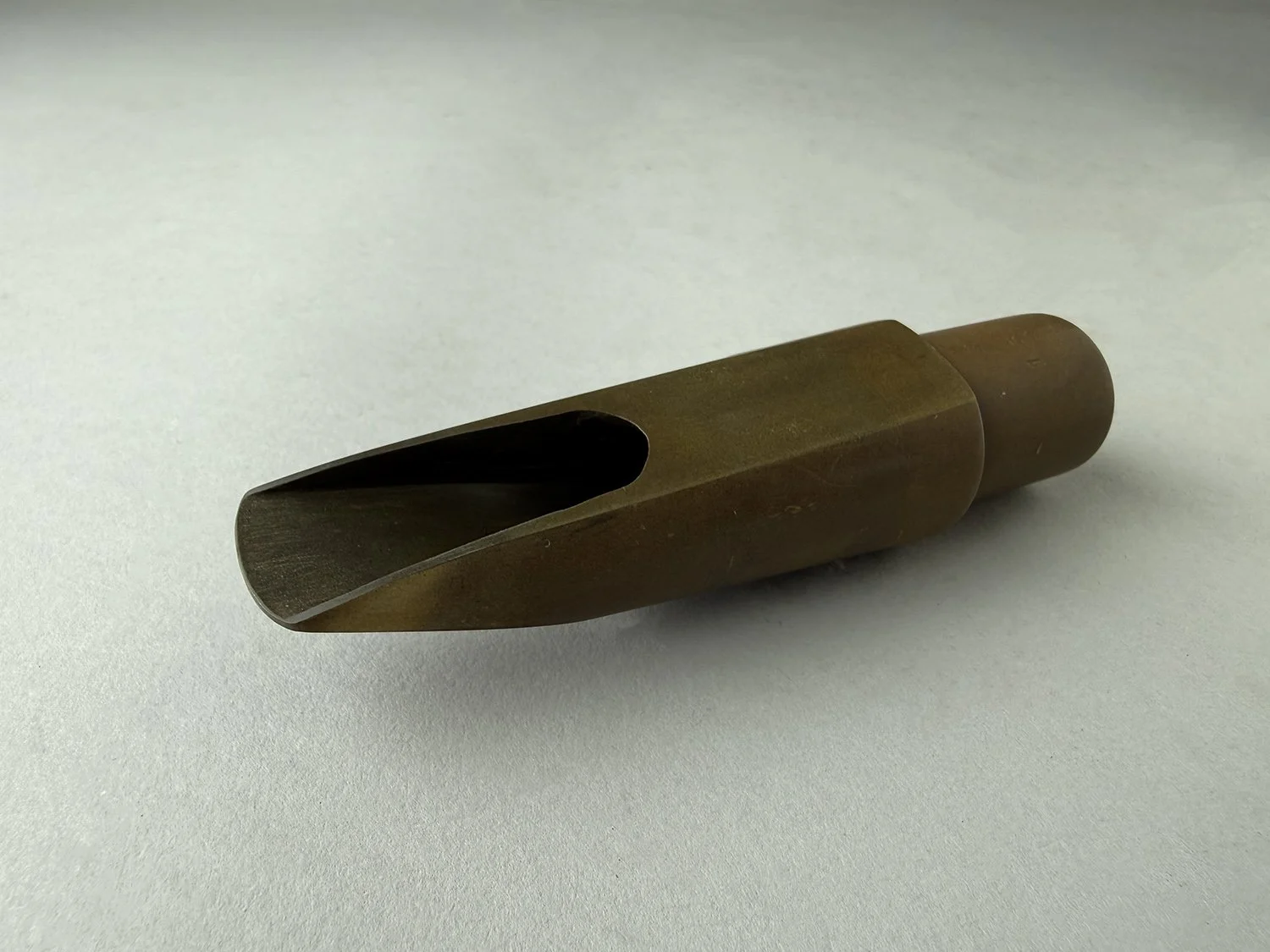 Berg-Larsen-HR-130:0-M-Tenor_BarnardRepair_08.jpeg