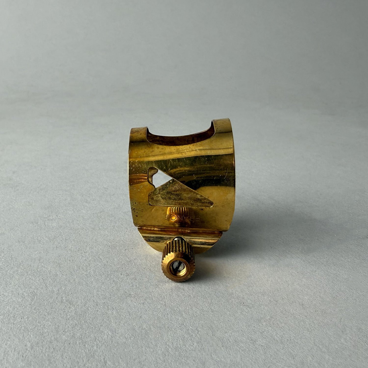 Vandoren-Optimum-Alto-Ligature_BarnardRepair_01.jpeg
