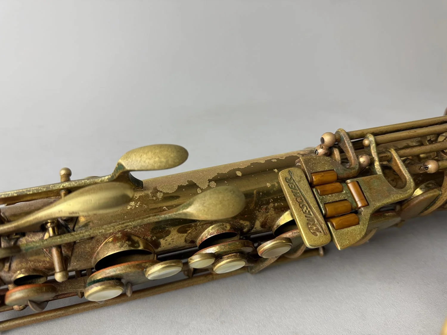 Buescher-Aristocrat-Tenor_309xxx_BarnardRepair_18.jpeg