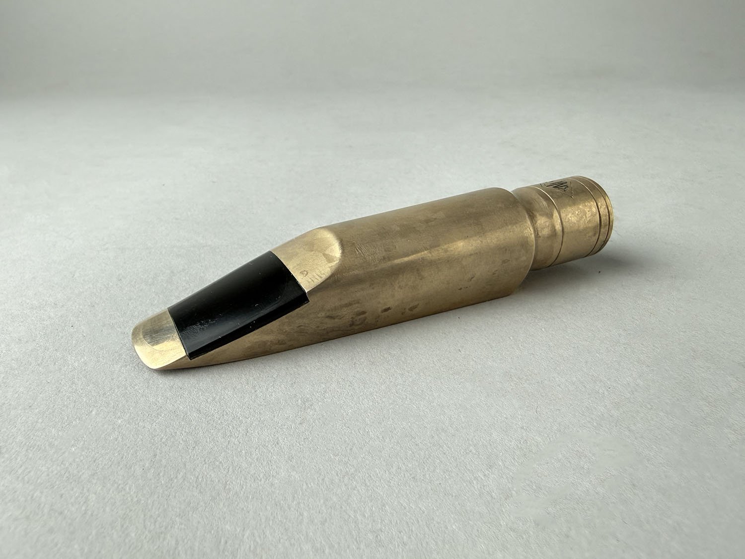 Knox-Traditional-Bronze-108-Tenor_BarnardRepair_06.jpeg