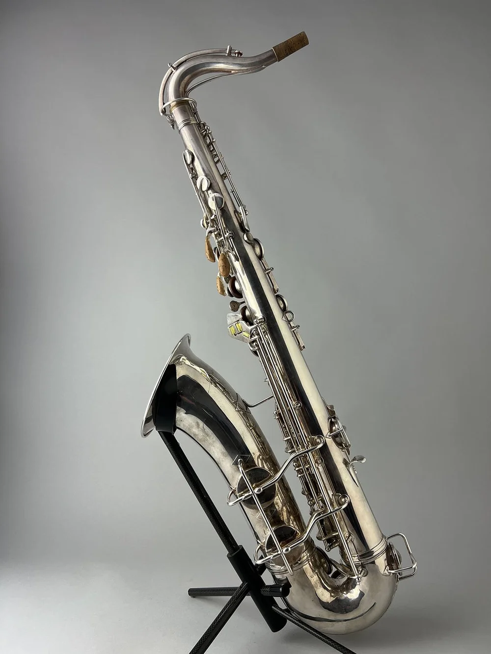 【中古】BORNTOSTANDOUT INDECENTCHERRY Barnard Instrument Repair — Conn 10M Tenor 318xxx