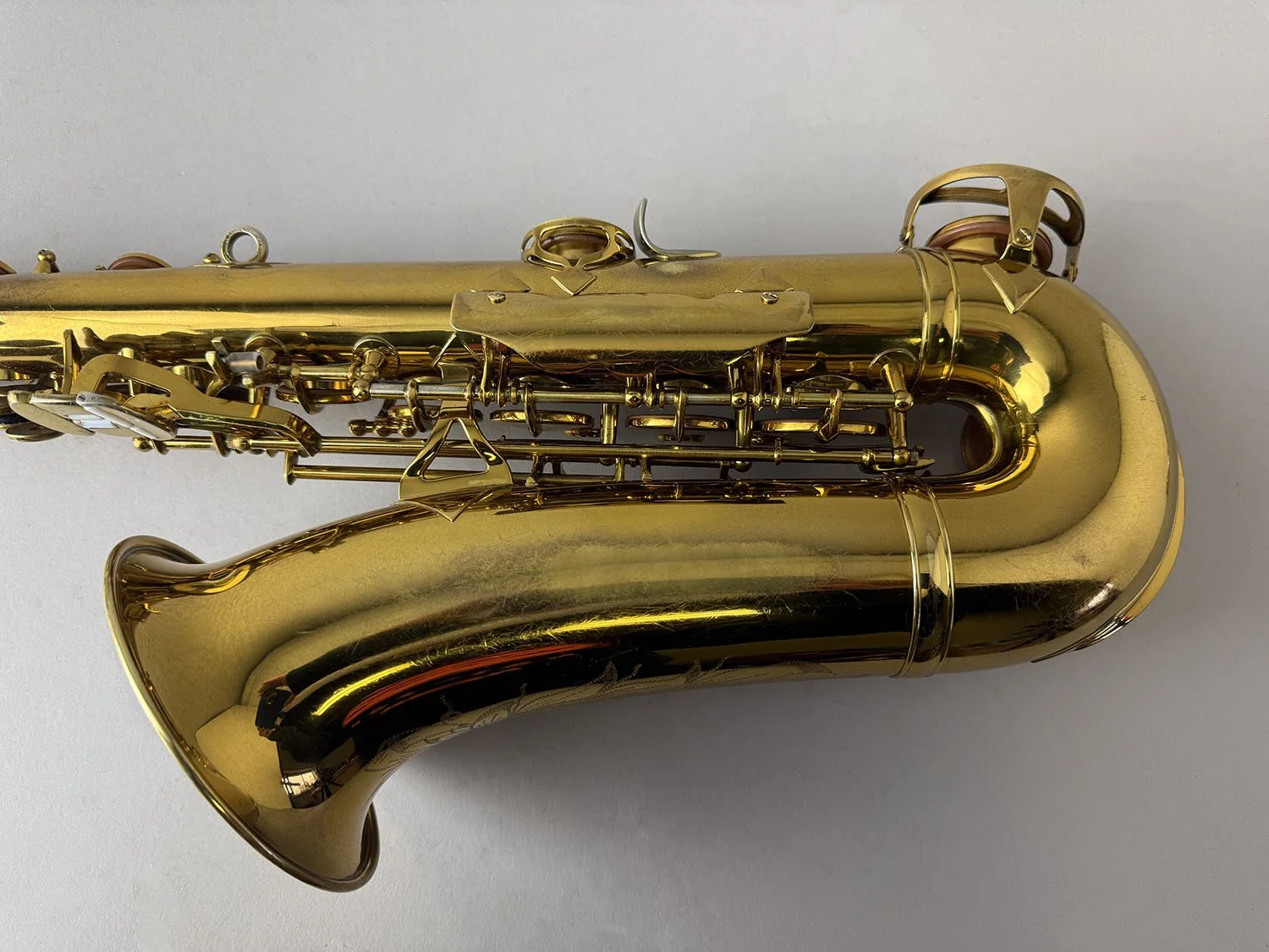 King-Super-20-Brass-Bell-Alto_352xxx_BarnardRepair_20.jpeg