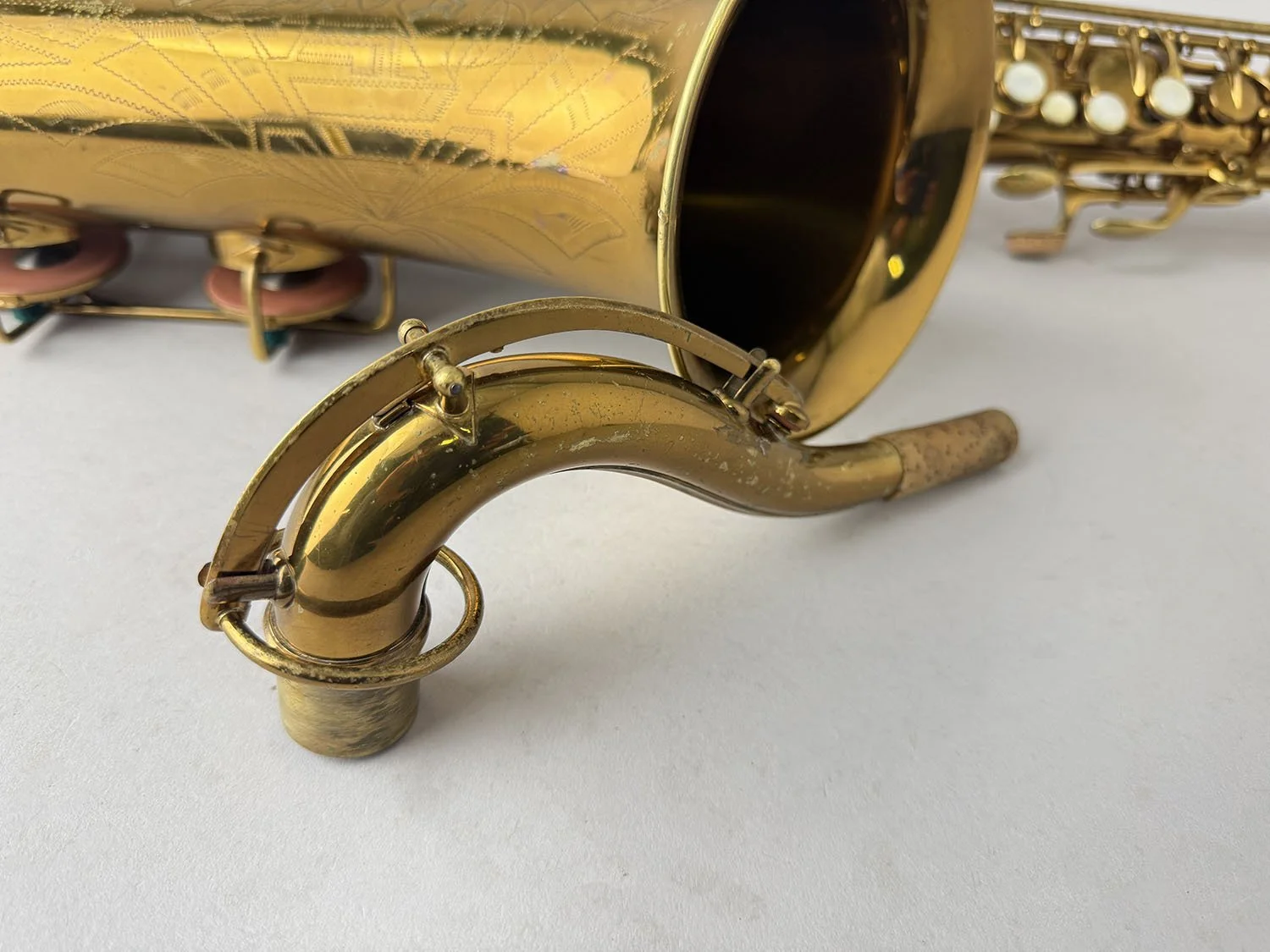 Buescher-Aristocrat-Tenor_284xxx_BarnardRepair_25.jpeg