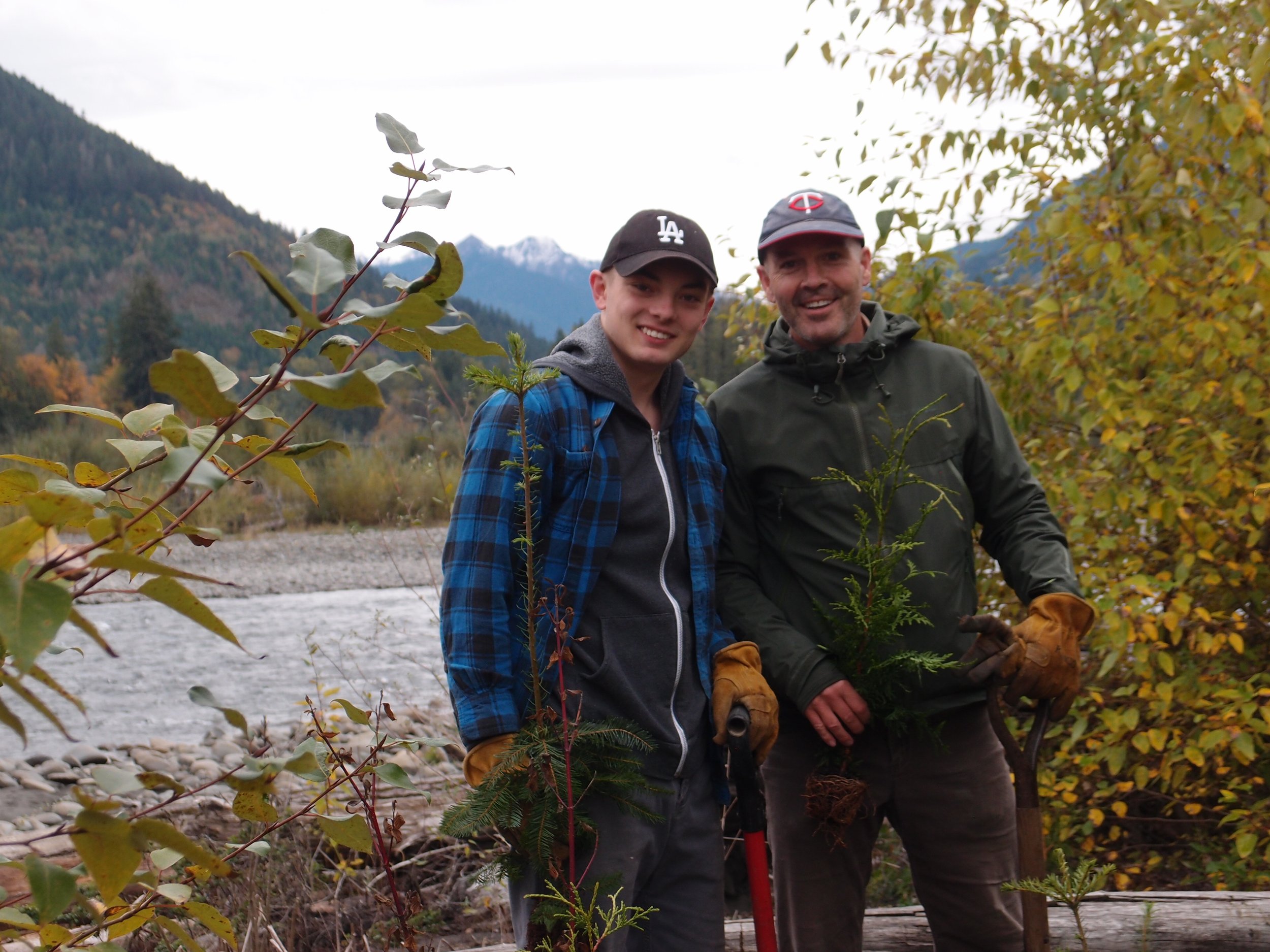 Clallam CD - ORD 2021 - Elwha planting - credit Kim Williams, CCD (1).jpg