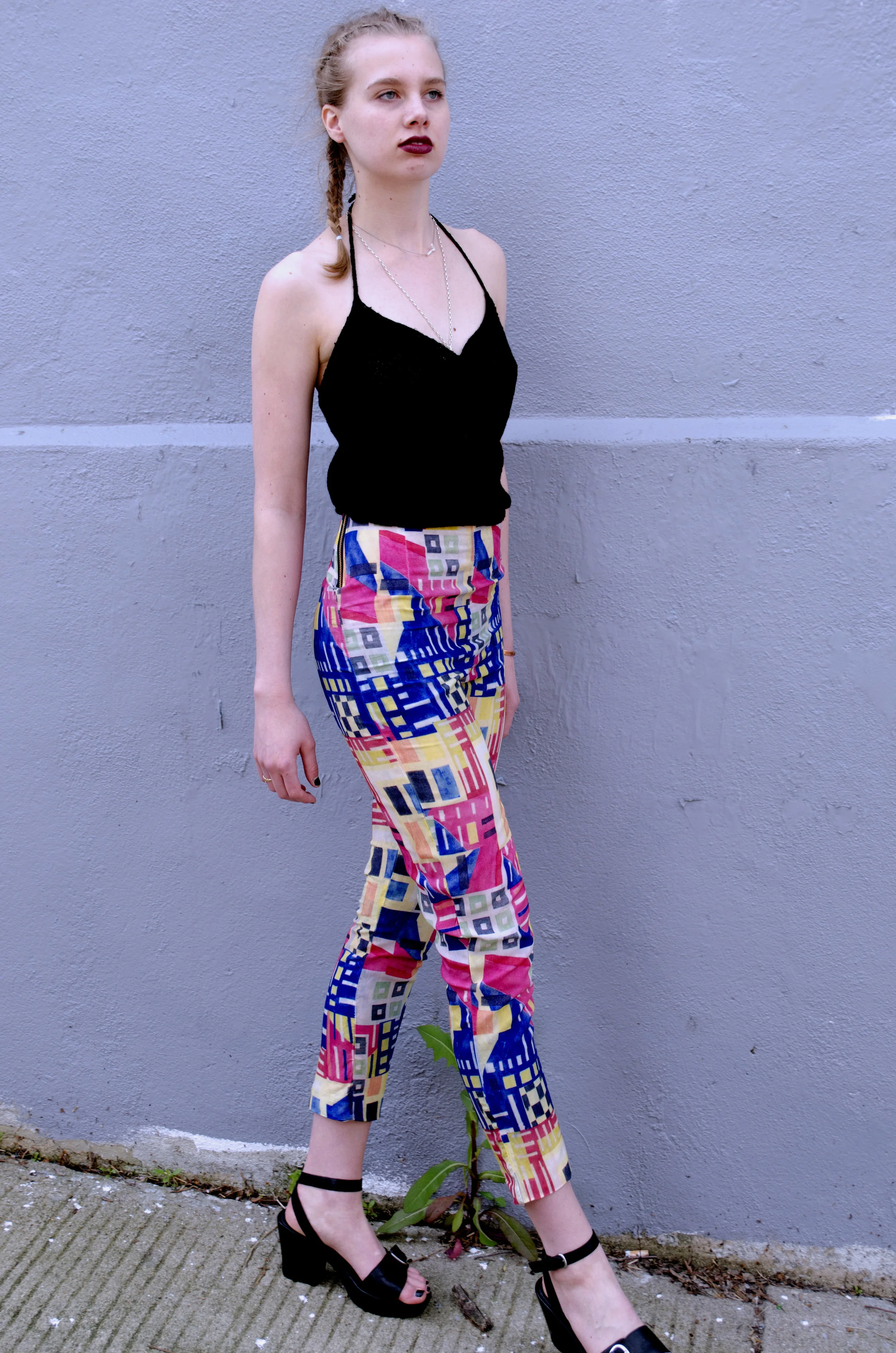 Digitally printed pants and machine knit top