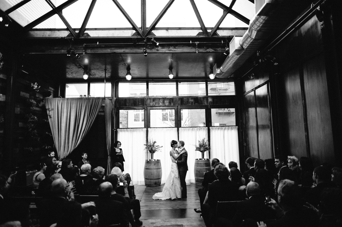 068_0266_Amber&Billy_JBM_BW_SS_NOWM.jpg