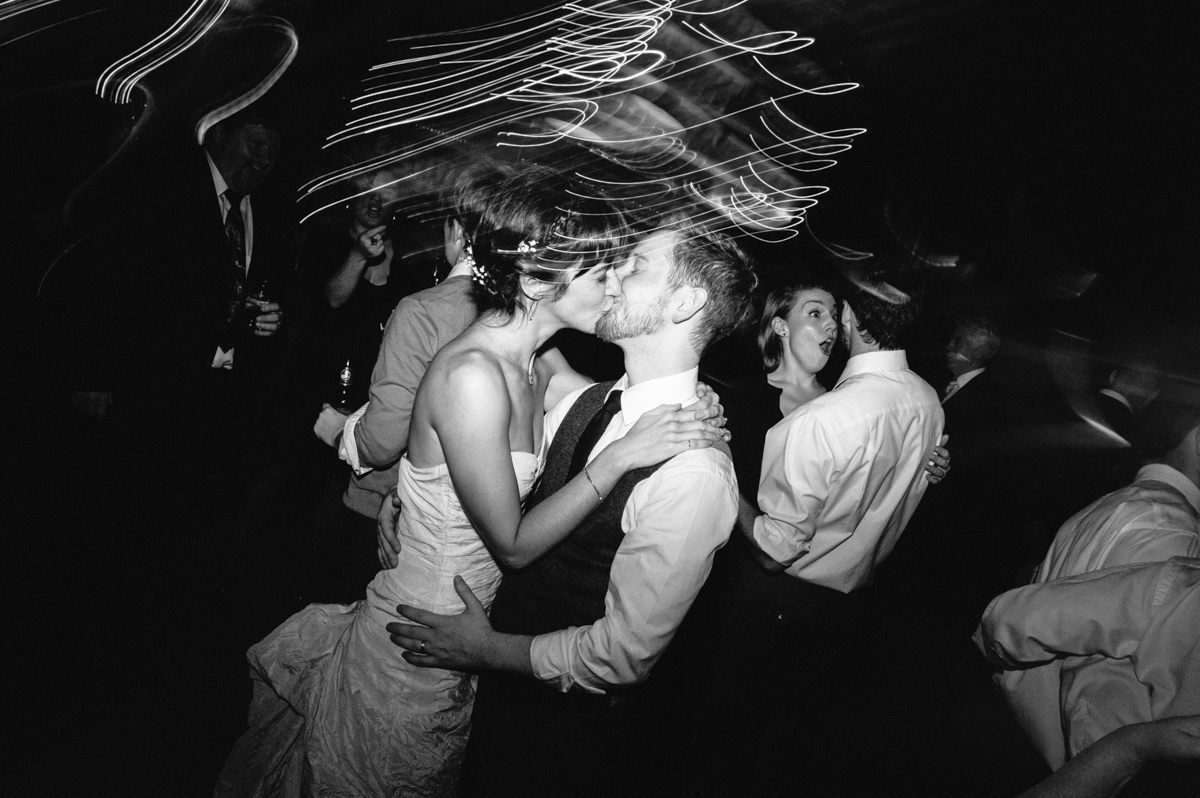 111_0537_Amber&Billy_JBM_BW_SS_NOWM.jpg