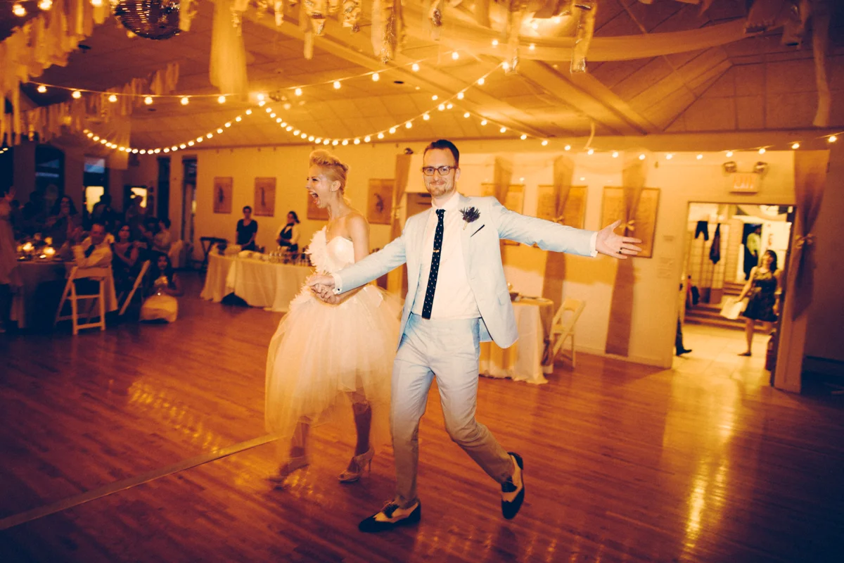 054_Heather Lang & Matthew Atkinson Wedding - 20130831 - John Minchillo - 1936_SS_NOWM.jpg