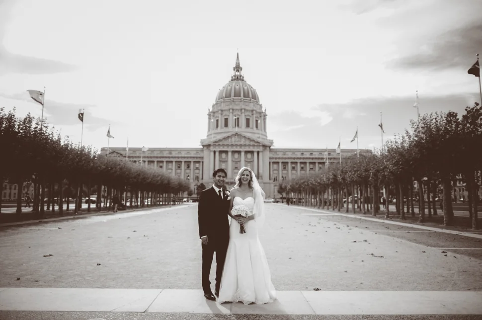 049_0297_Lindsey&Oliver_JBM_BW_SS_NOWM.jpg