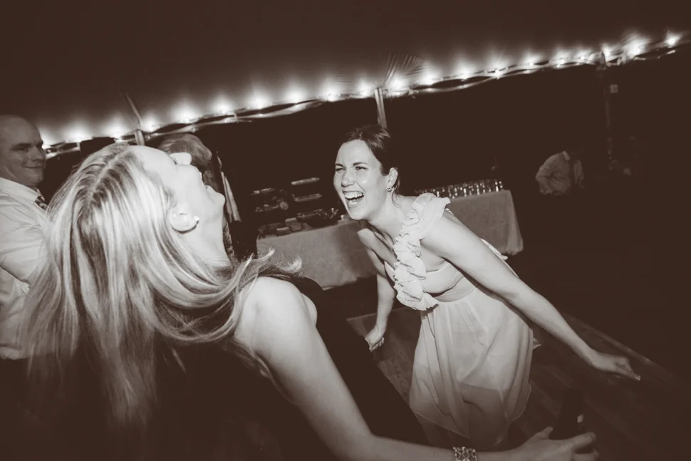 164_0908_Katie&Tim_JBM_BW_SS_NOWM.jpg