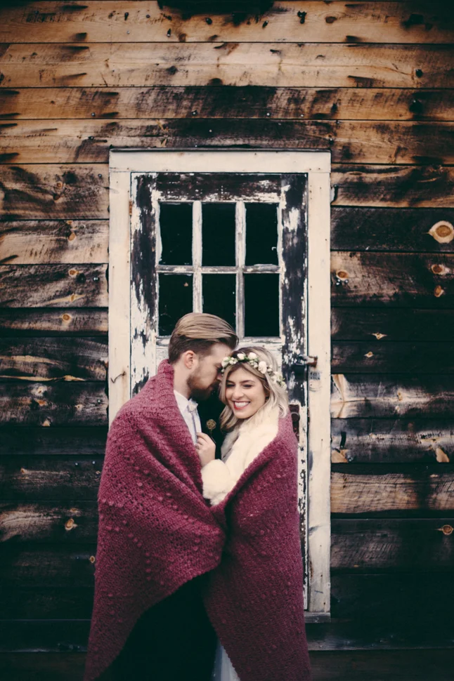 102_FauxFallNuptials_TBL_WM_0101_SS_NOWM.jpg