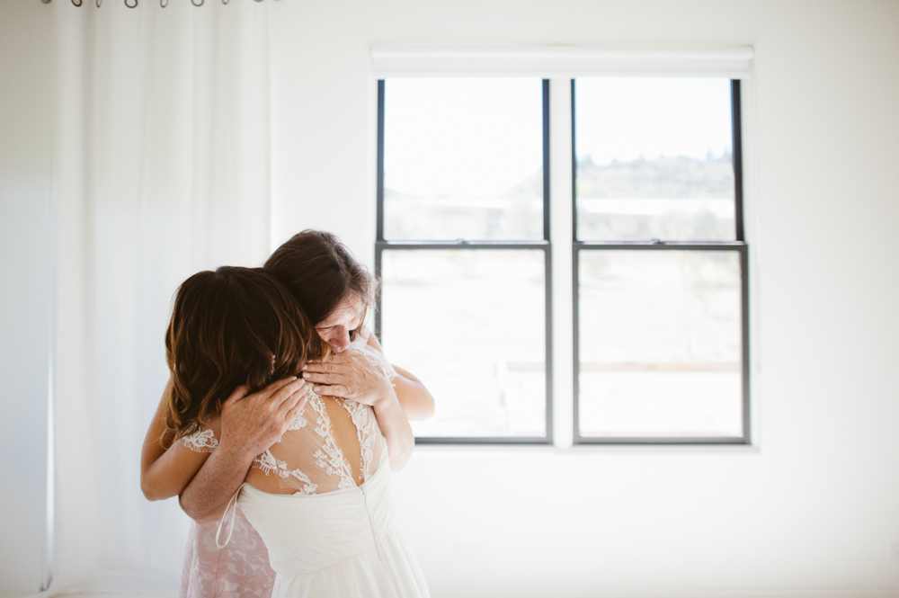 030_0101_Lauren&Phil_JBM_BLOG_NOWM.jpg
