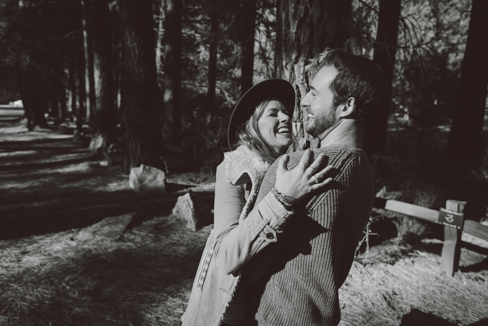 008_27_LOVE+WOLVES_Nicole+Erik_BW_SS_NOWM.jpg