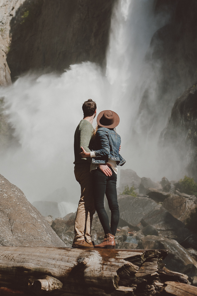 047_142_LOVE+WOLVES_Nicole+Erik_SS_NOWM.jpg