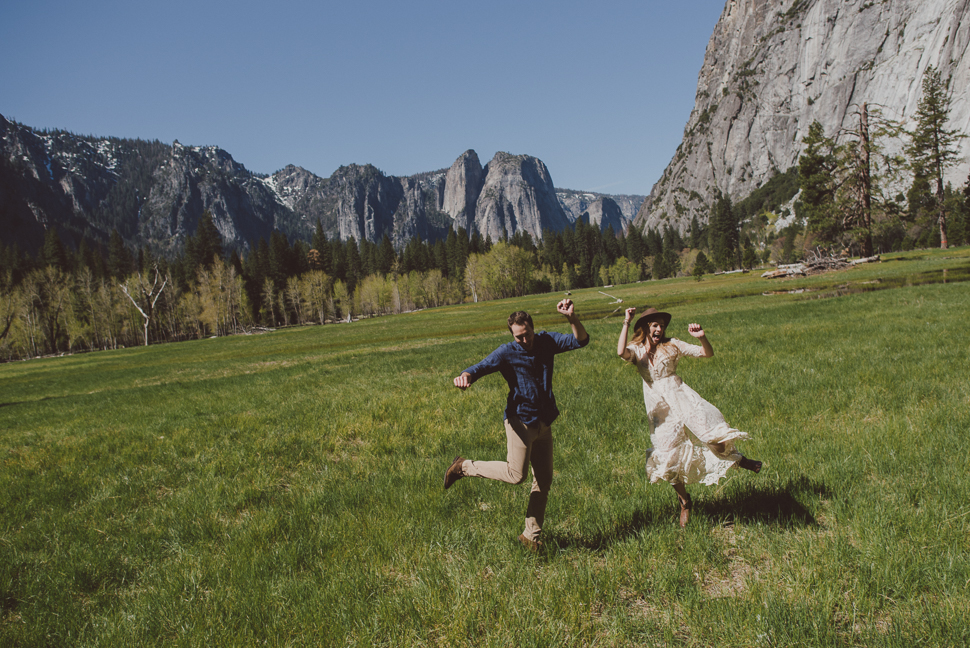 056_172_LOVE+WOLVES_Nicole+Erik_SS_NOWM.jpg