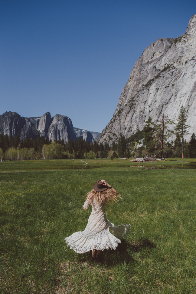 057_174_LOVE+WOLVES_Nicole+Erik_SS_NOWM.jpg