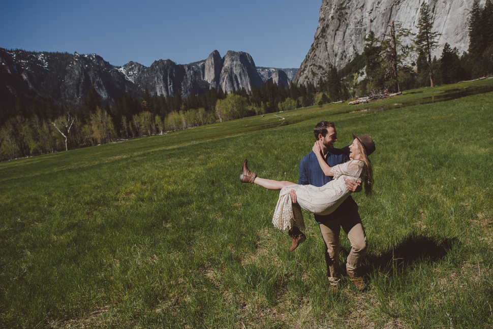 059_180_LOVE+WOLVES_Nicole+Erik_SS_NOWM.jpg