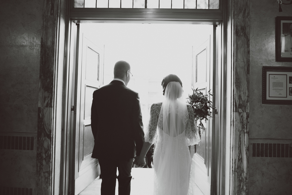 070_644_LOVE+WOLVES_Jessica+Claudio_BW_SS_NOWM.jpg
