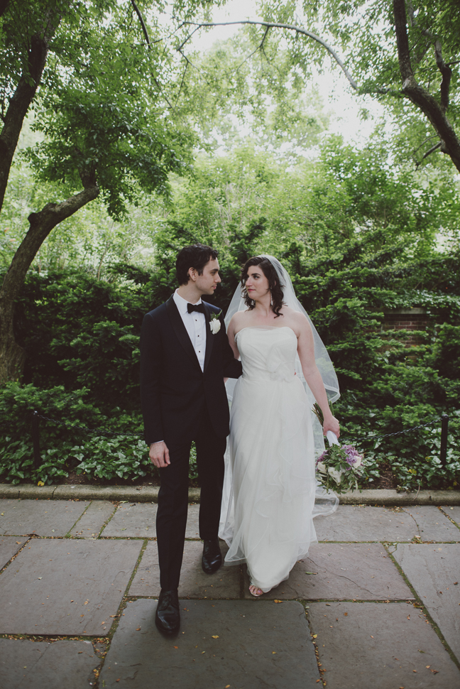 061_295_LOVE+WOLVES_Caitlin+Jeremy_SS_NOWM.jpg