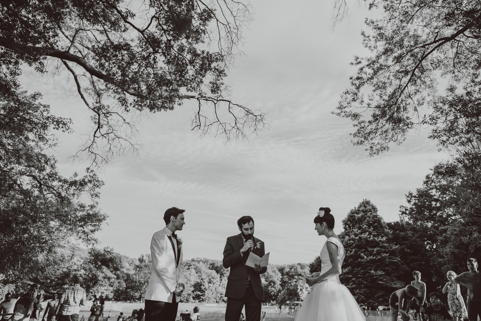 084_352_LOVE+WOLVES_20180616_Julie+Ben_BW_SS_NOWM.jpg