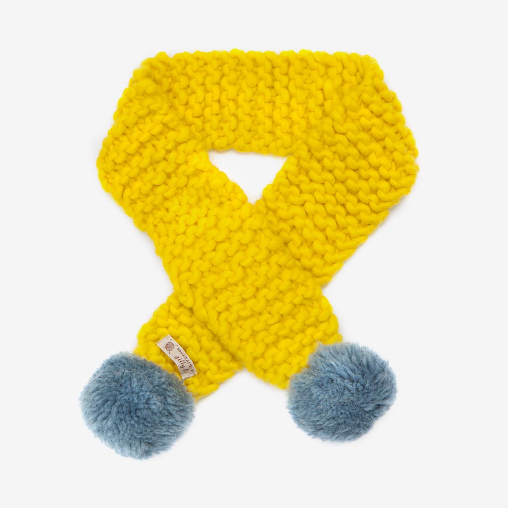 yellow_scarf.jpg