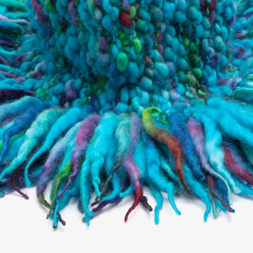 blue_fringed_collar_close.jpg
