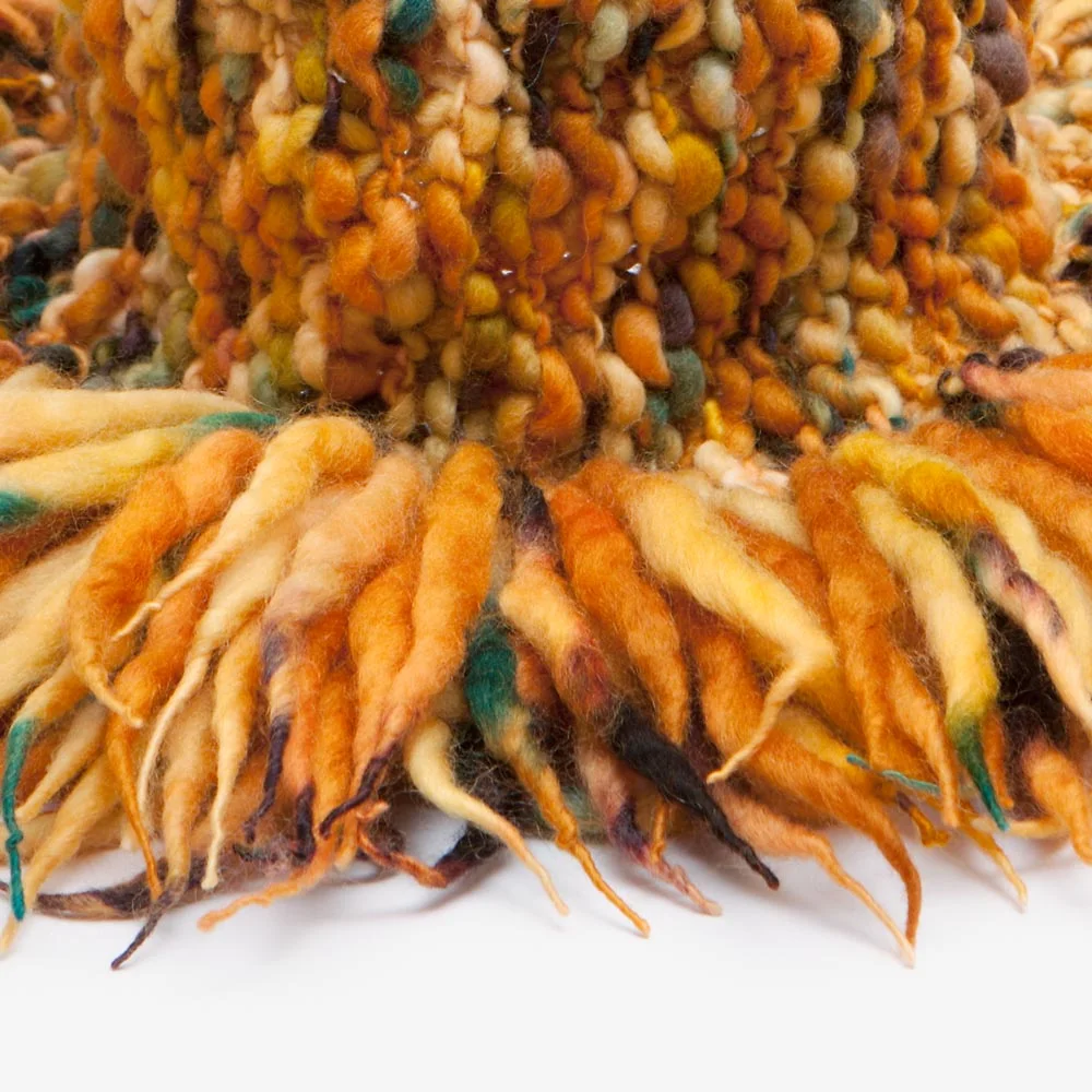 orange_fringed_collar_close.jpg
