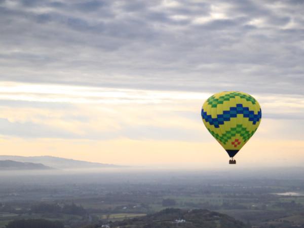 activities_ballooning_Up_and_Away_Sonoma_County_0240-085ef1db5056a36_085ef578-5056-a36a-0752d1736243035d.jpg