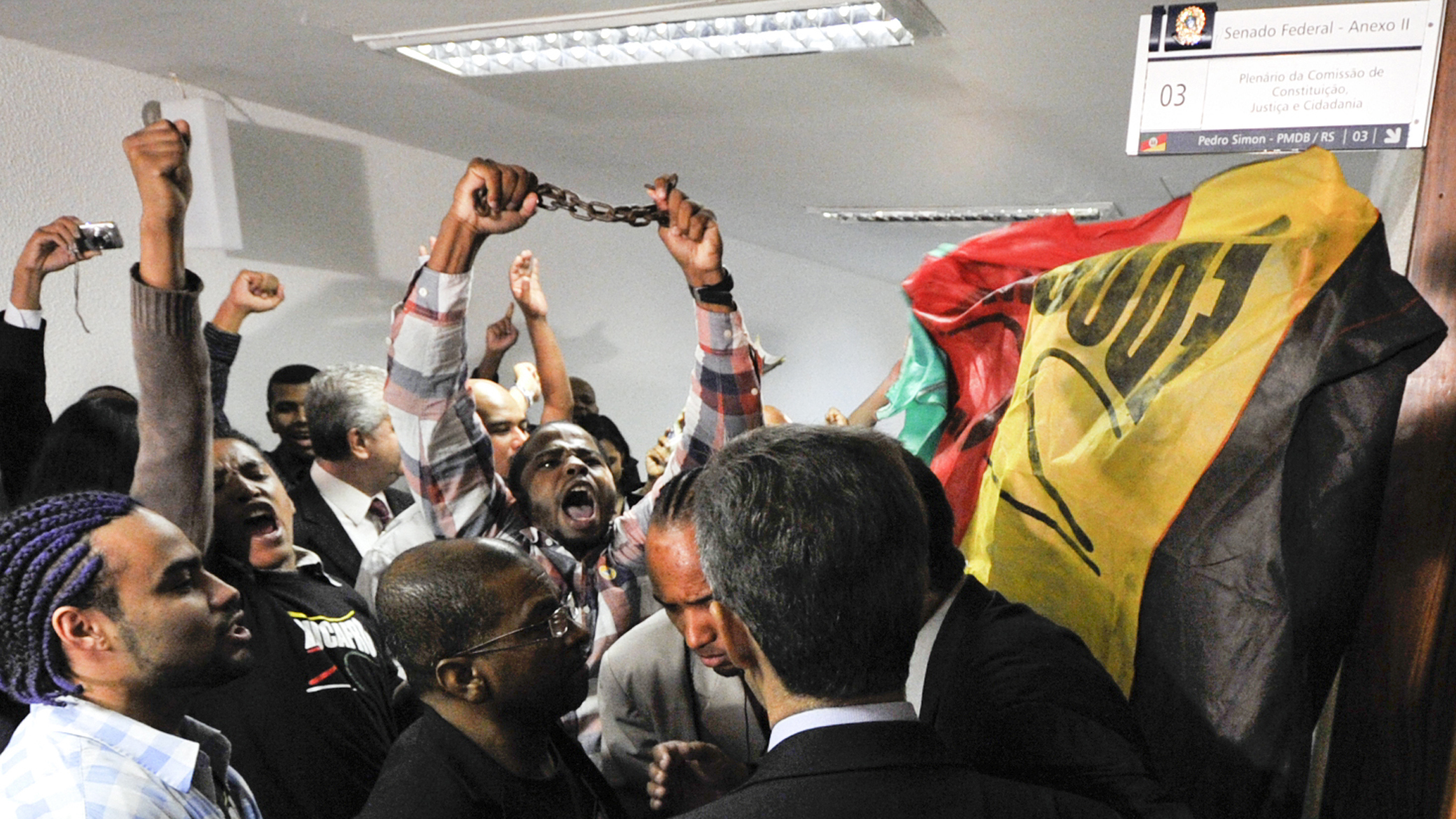 Tramitação da PLC 29/2014 foi marcada por manifestações. (Foto: Geraldo Magela / Agência Senado)