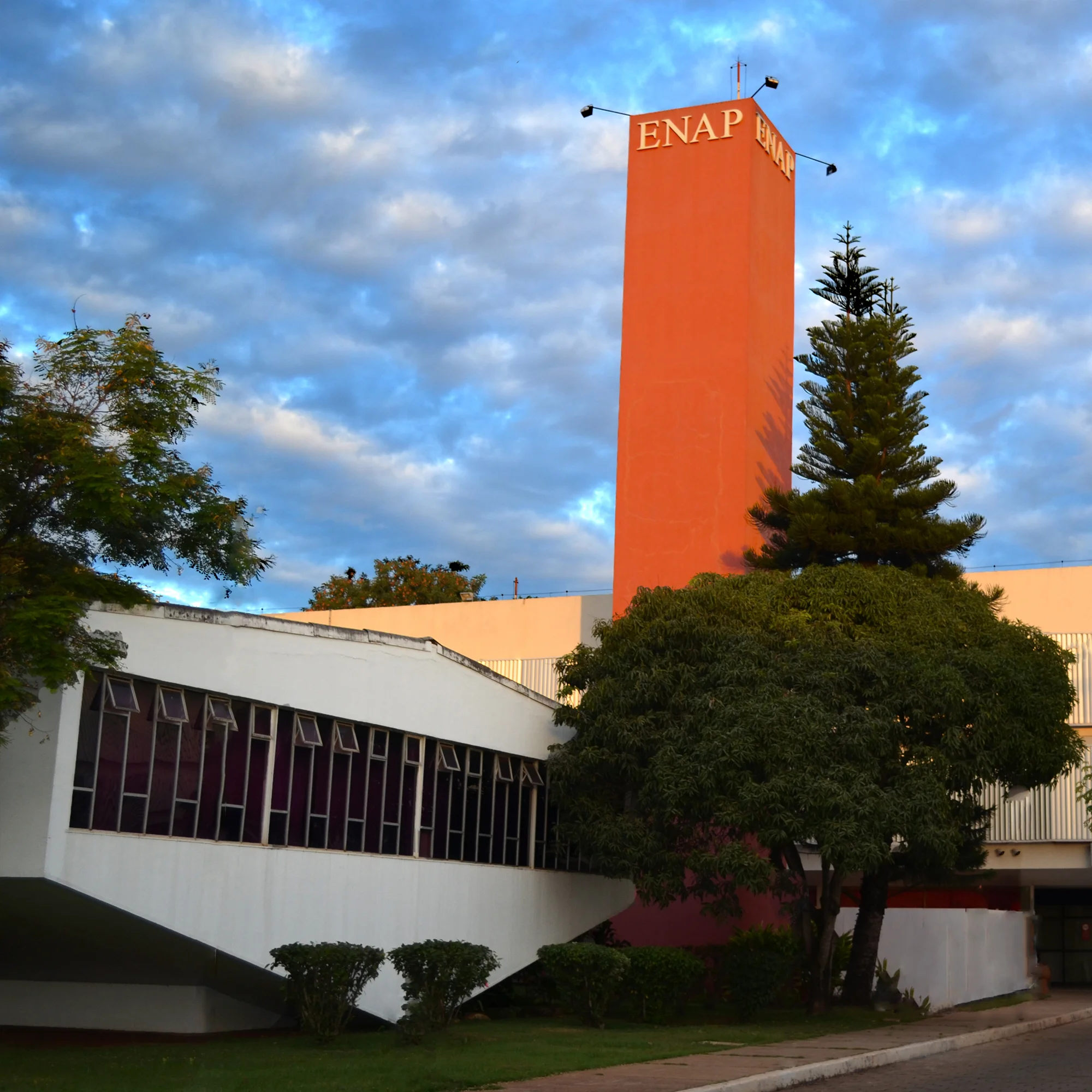 Enap seleciona colaboradores para ministrar cursos