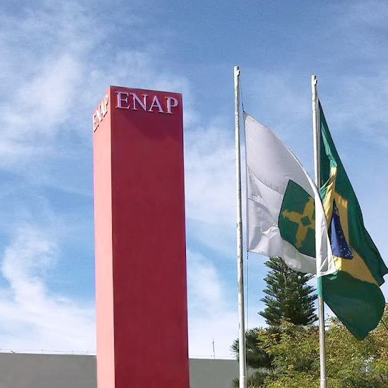 Escola Nacional de Administração Pública - ENAP.