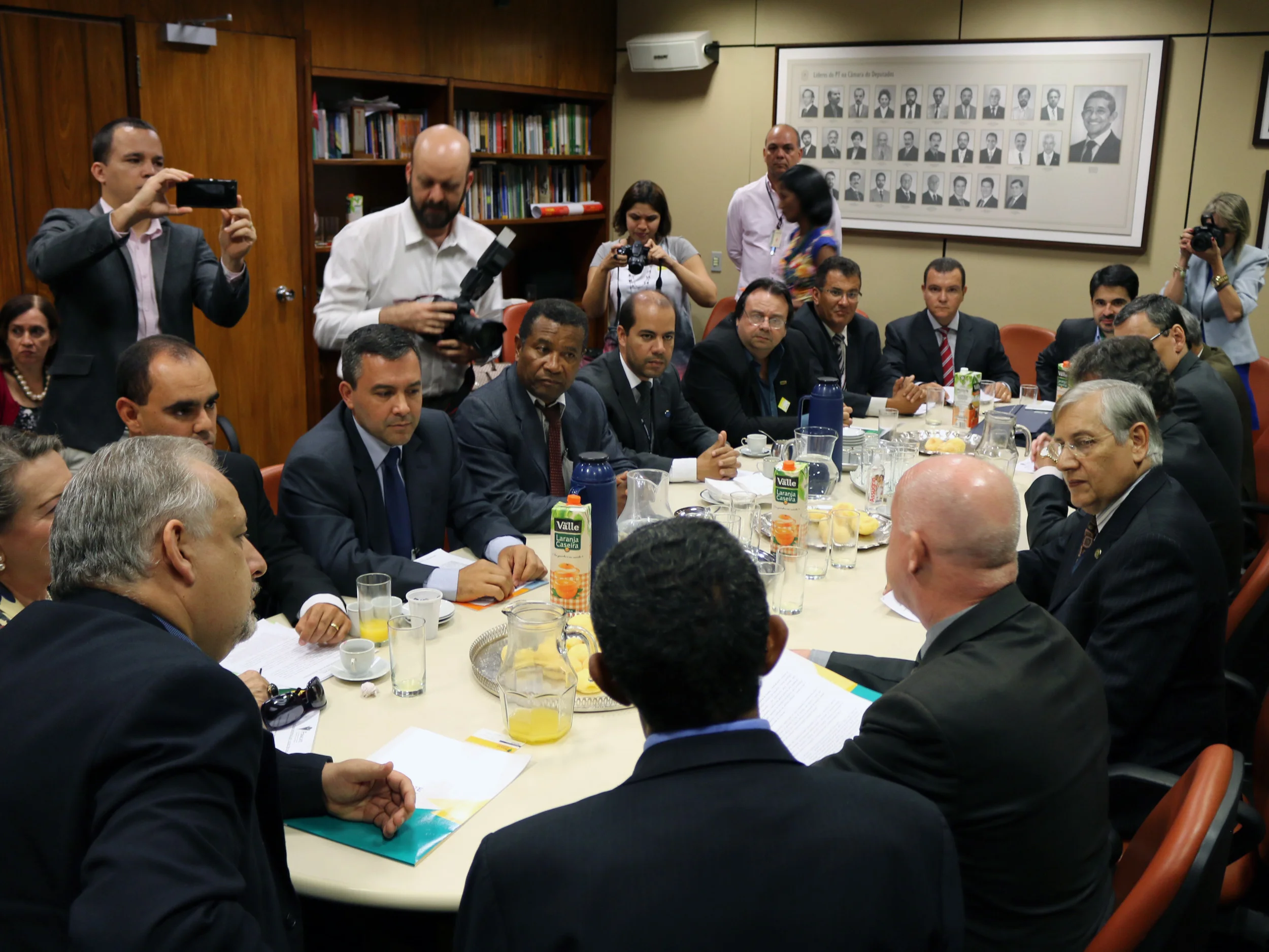 ANESP se reúne com representantes dos candidatos à Presidência da República