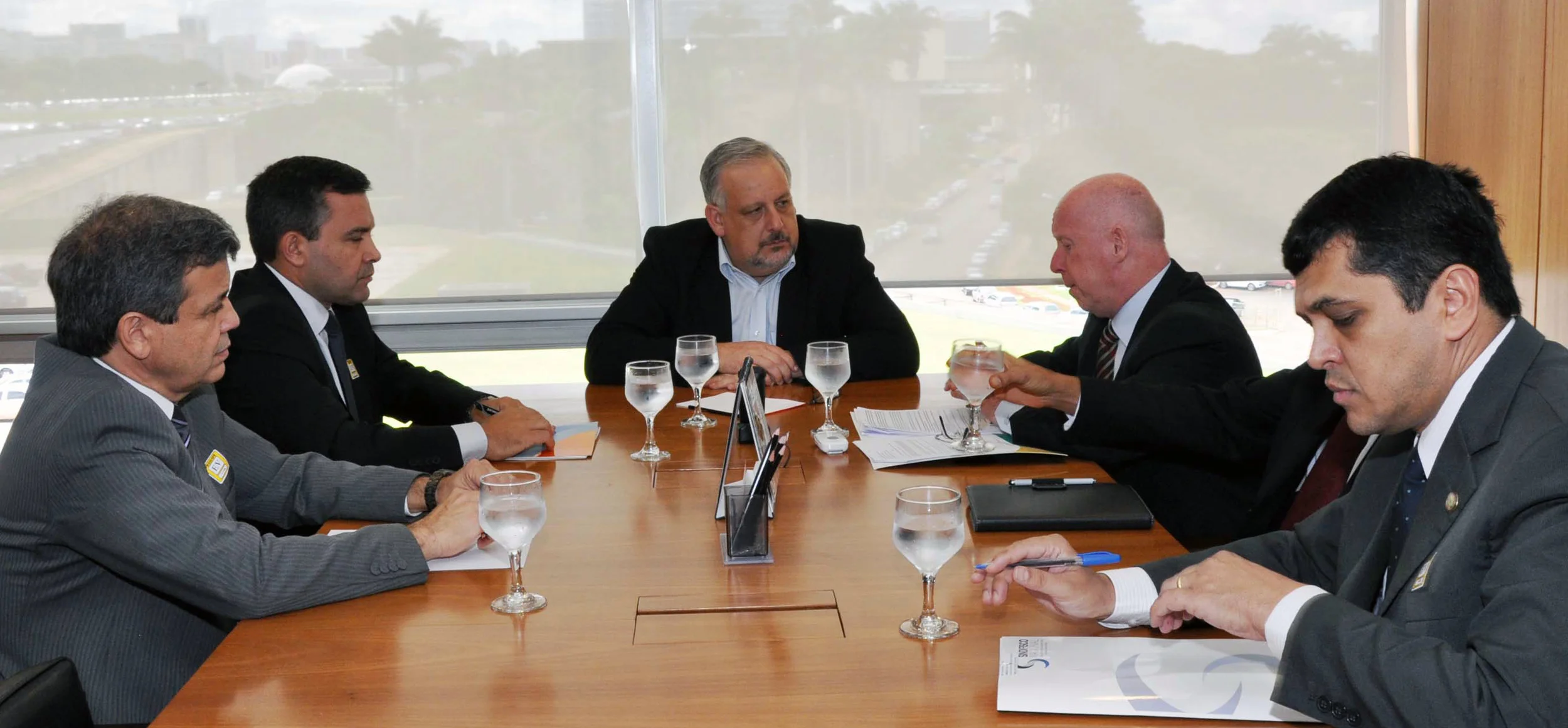 Líderes do Fonacate em encontro com o ministro Berzoine. Foto: Thamyres Ferreira - SRI/PR