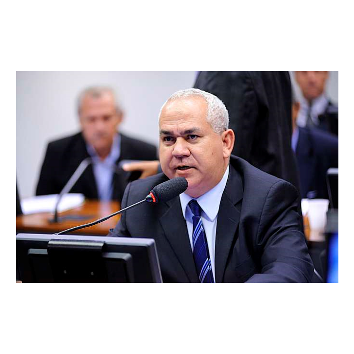 Deputado quer incluir novas categorias na lei de carreiras típicas de Estado