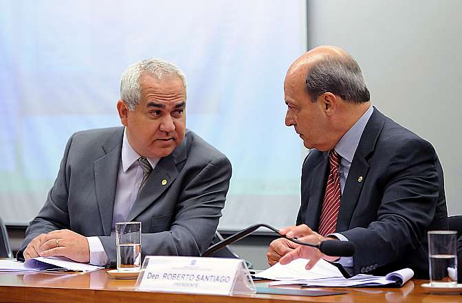 Deputados Policarpo e Roberto Santiago Foto: Lúcio Bernardo Jr/Câmara dos Deputados