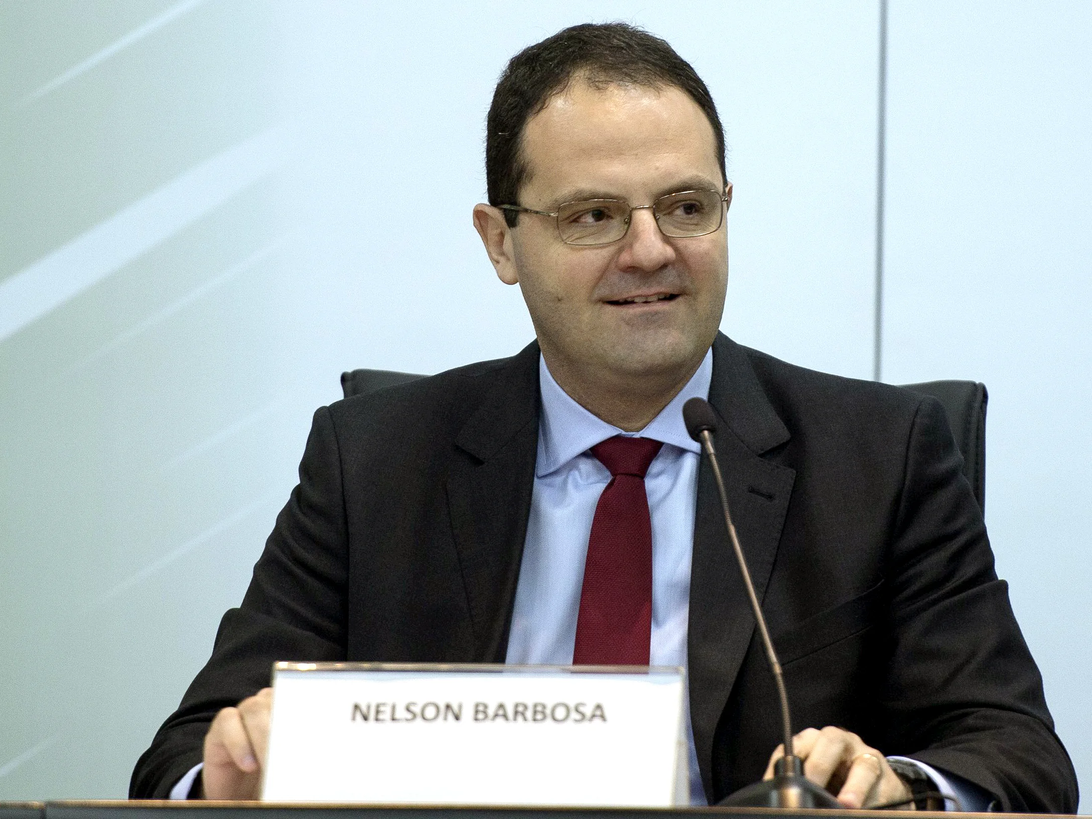 Nelson Barbosa toma posse: "A melhoria da gestão pública depende, também, da valorização do servidor público”