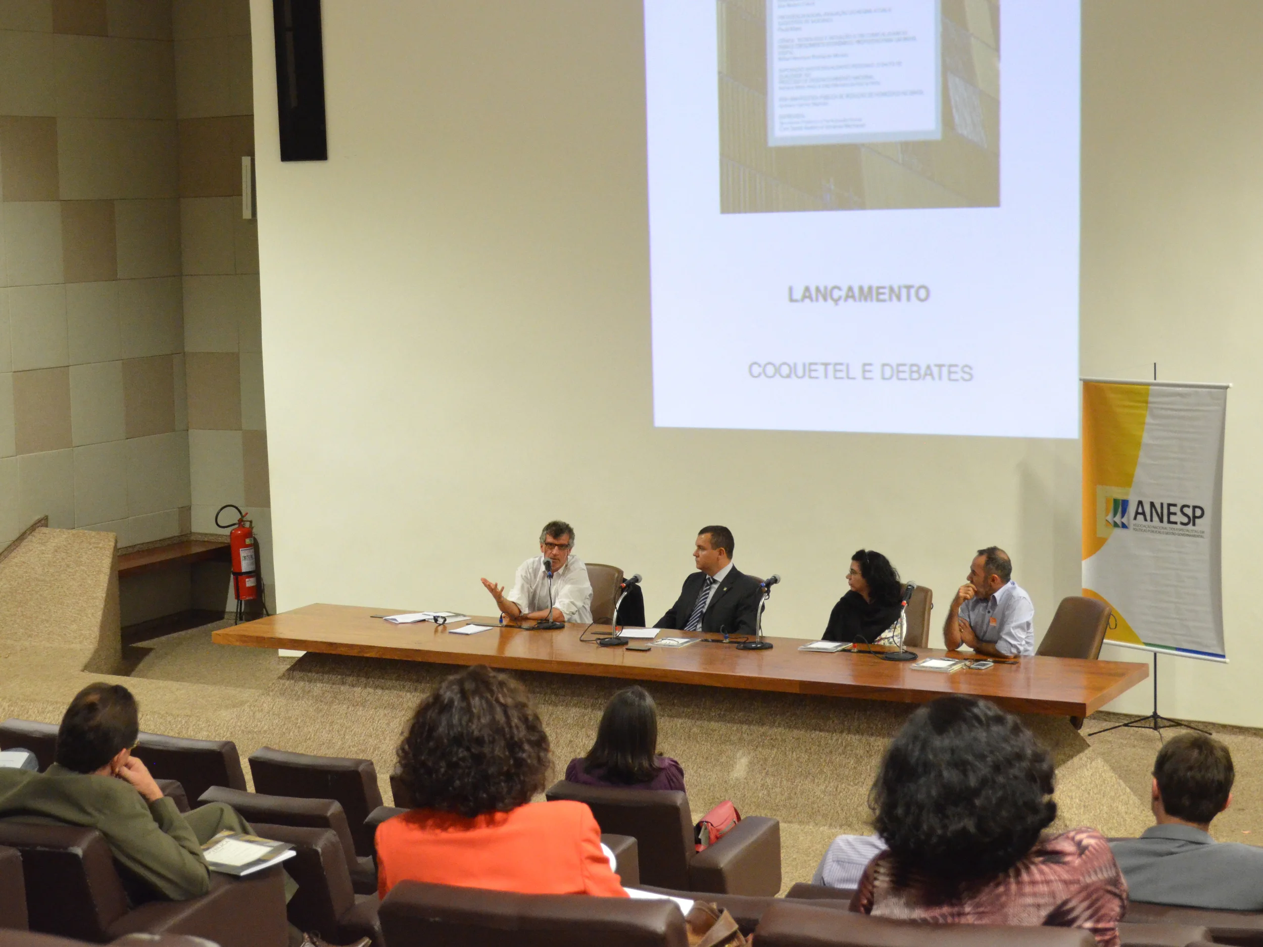 Lançamento da ResPvblica: Conselho Editorial quer poucas mudanças