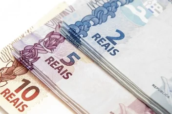 Governo vai leiloar folha de pagamento dos servidores públicos para reforçar caixa