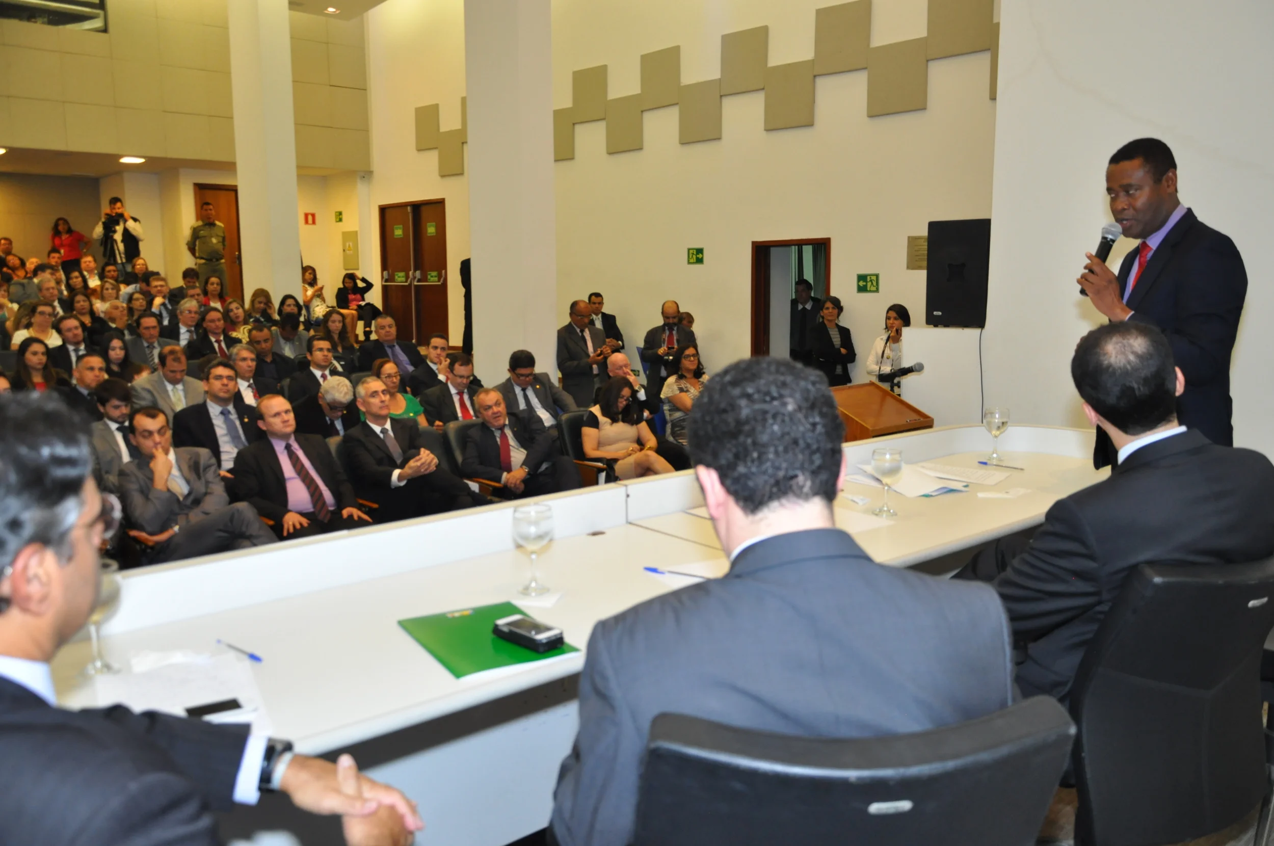 Nova gestão da Funpresp toma posse oficial em solenidade no Ministério da Previdência