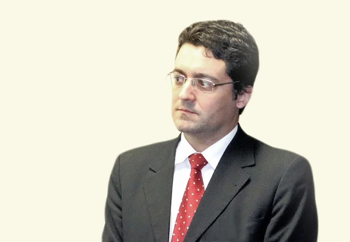 Diretor Alex Canuto no Correio Braziliense: "Servidor público precisa ter iniciativa para crescer"