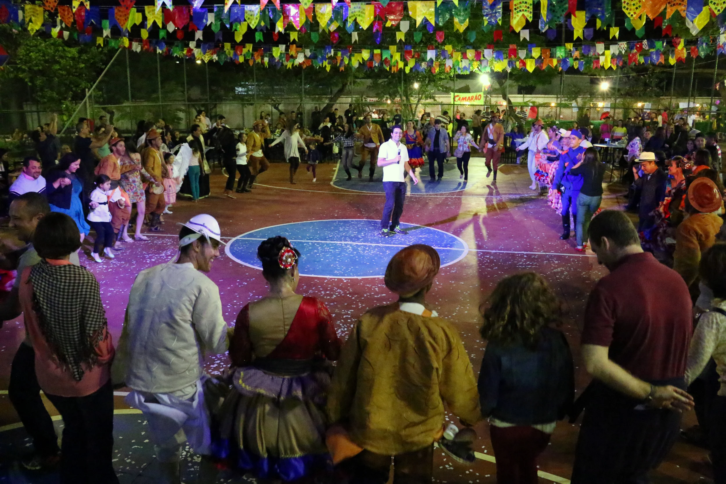 Balancê, comilança, brincadeiras e amizade na Festa Junina da ENAP