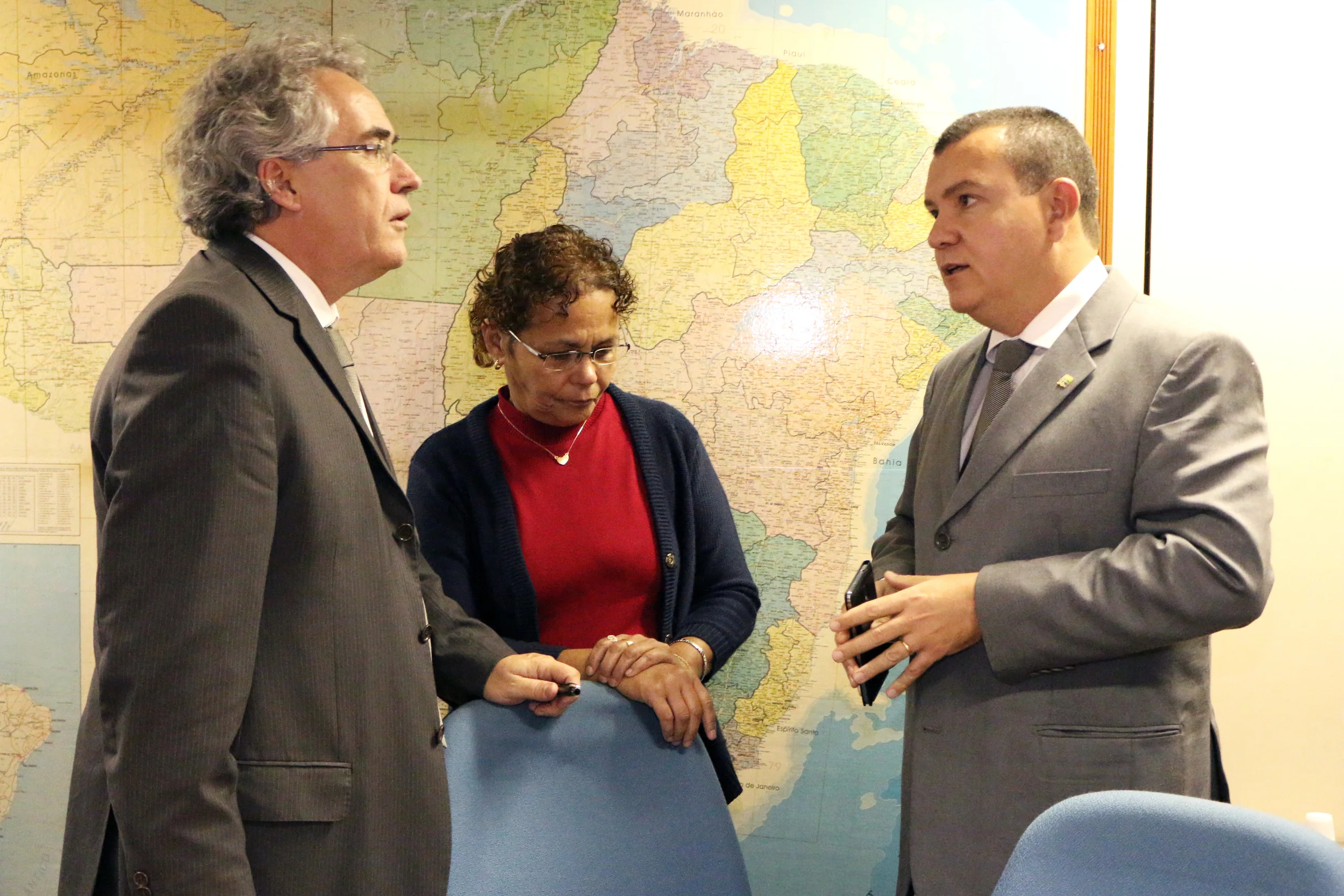 Campanha Salarial 2015: EPPGGs decidem manter Assembleia aberta permanentemente