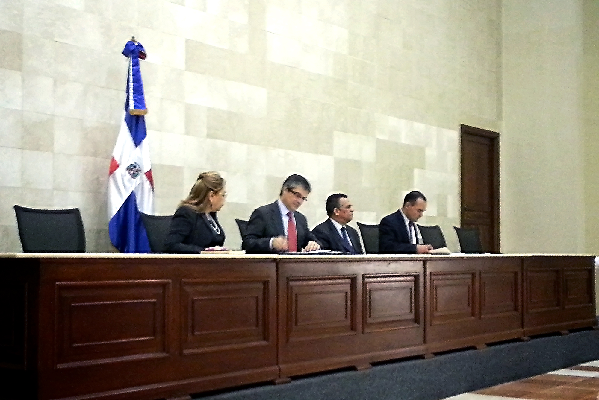 Regina Luna passou por períodos de imersão para estudar e avaliar a política de gestão de pessoas da República Dominicana. Foto: Arquivo pessoal