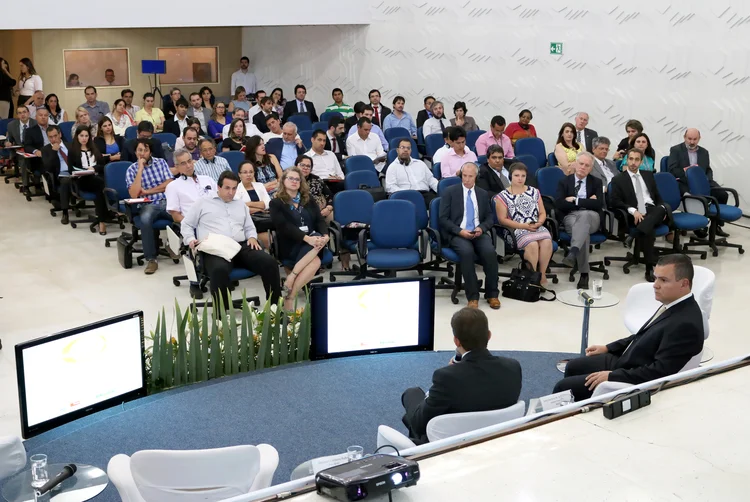 Diretoria apoia Seminário da ENAP sobre Gestão Pública e apresenta carreira em eventos do Consad, FGV, UFRN, IDP e IGEPP