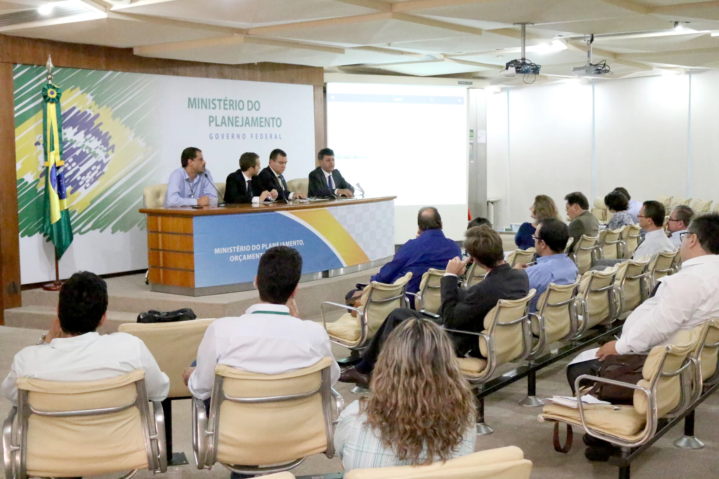 Eleições ANESP/ANESP Sindical: Assembleia mantém prazos. Inscrição de chapas somente até esta quinta-feira (12)