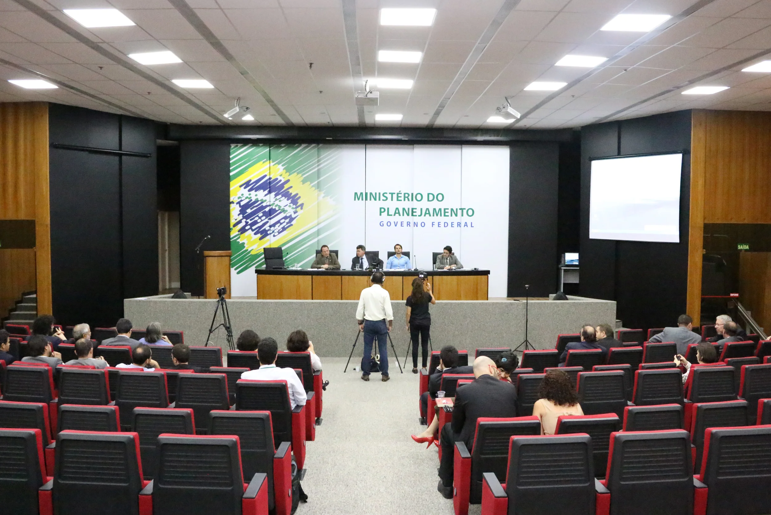 Assista a íntegra do debate entre candidatos à Presidência da ANESP realizado nesta terça (24)