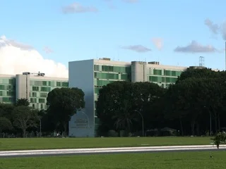 Secretaria de Planejamento e Investimento busca servidores para preencher 22 vagas