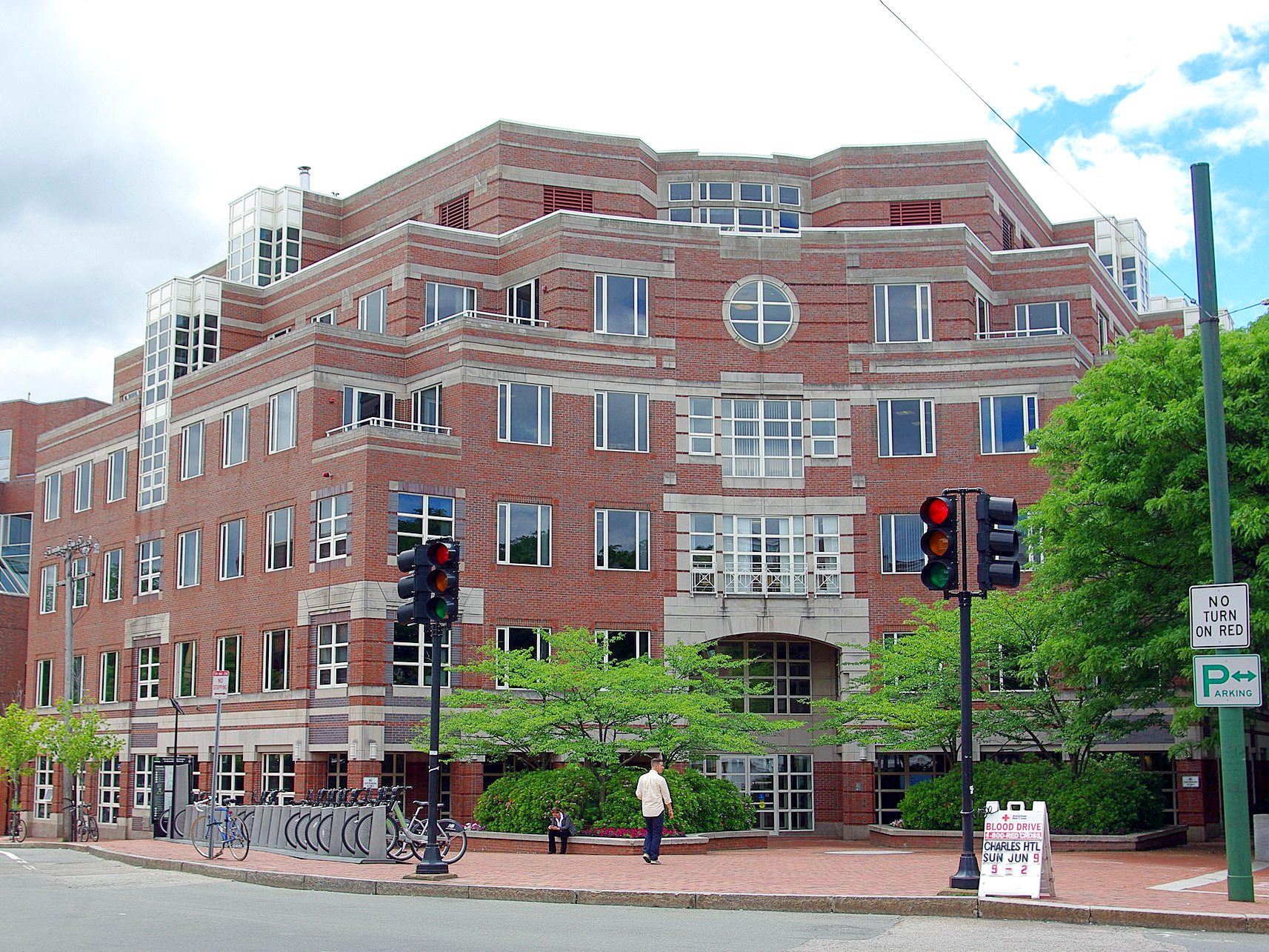Edifício Taubman, da John F. Kennedy School of Government , da Universidade Harvard.