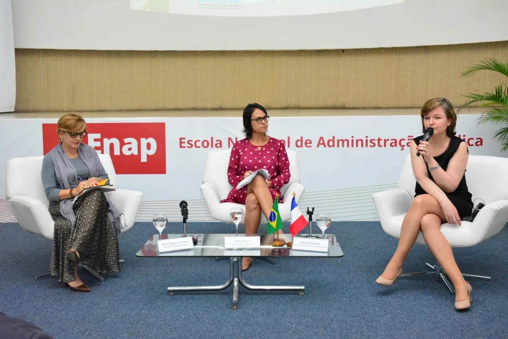 Café com Debate discute desafios para a igualdade de gênero na Administração Pública